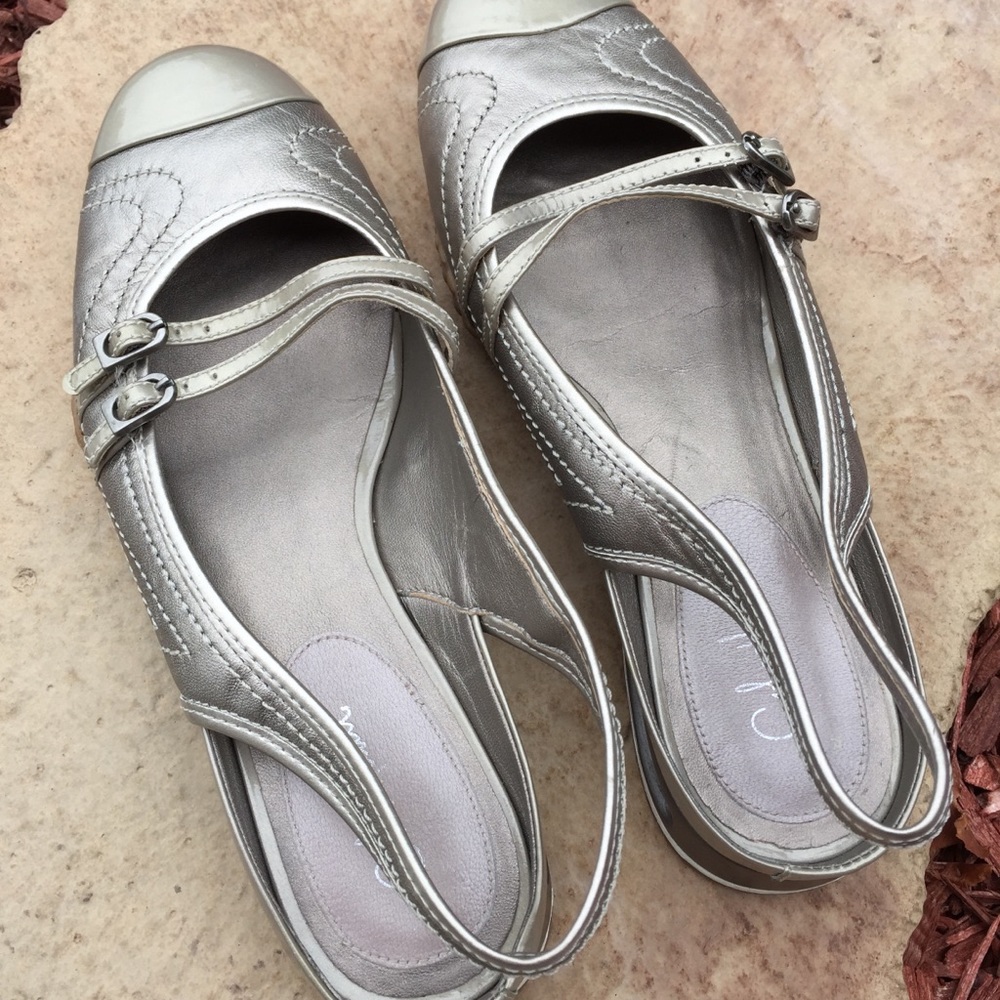 Cole Haan with Nike air sandals - Picture 2 of 8